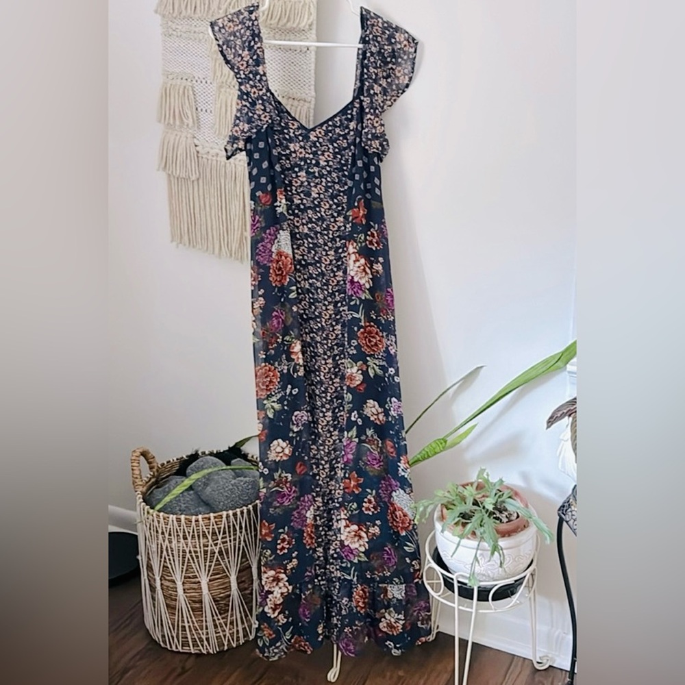 Floral off the shoulder maxi dress